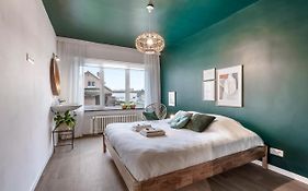 Ruim, Rustgevend Glv App Met Warme Kleuraccenten